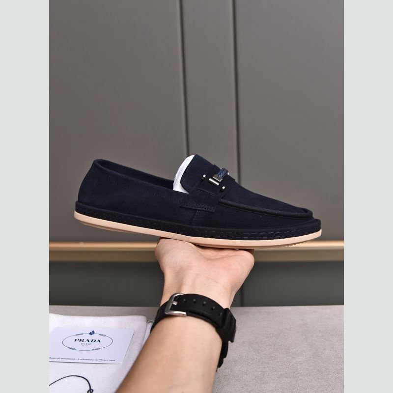 Pra*a leather shoes